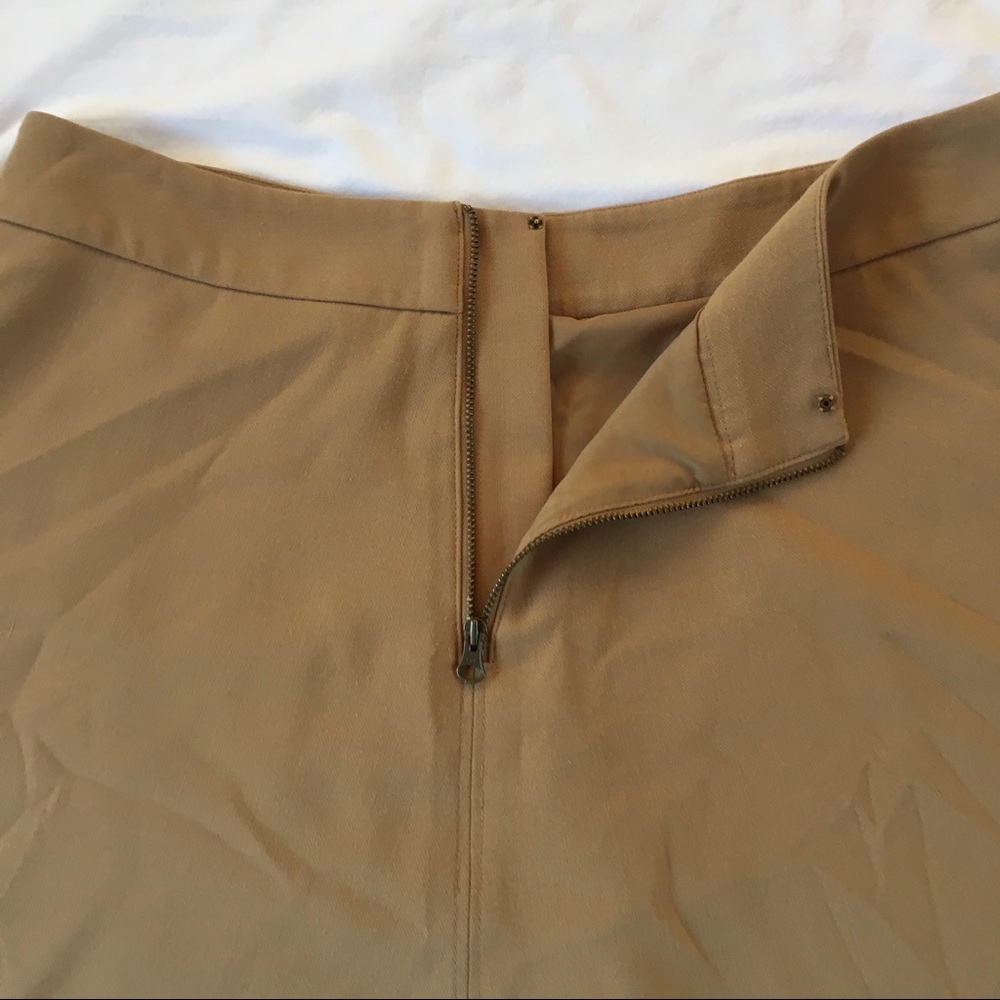 Ann Taylor LOFT skirt size 8 zip close - Picture 6 of 8
